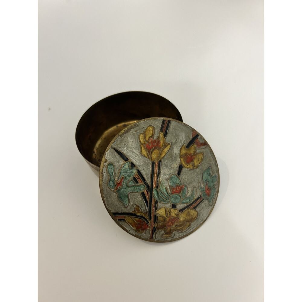 CUTE Vtg Brass Trinket Dish Bowl Enameled Cloisonne Floral Lid Cottage